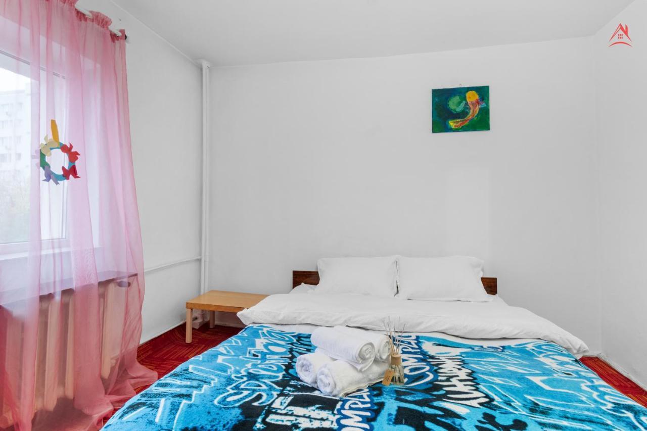 Dristor Large And Cozy Apartment 布加勒斯特 外观 照片